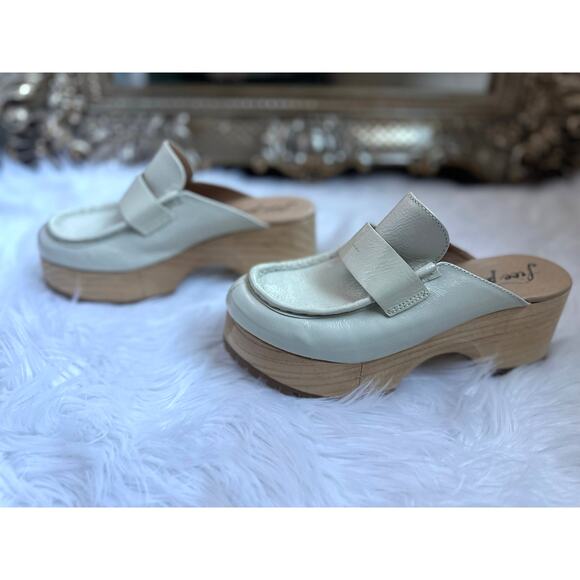 Free People Corbin Loafer Clogs in Bone Size 38 7.5 NEW NWOB - Picture 4 of 7